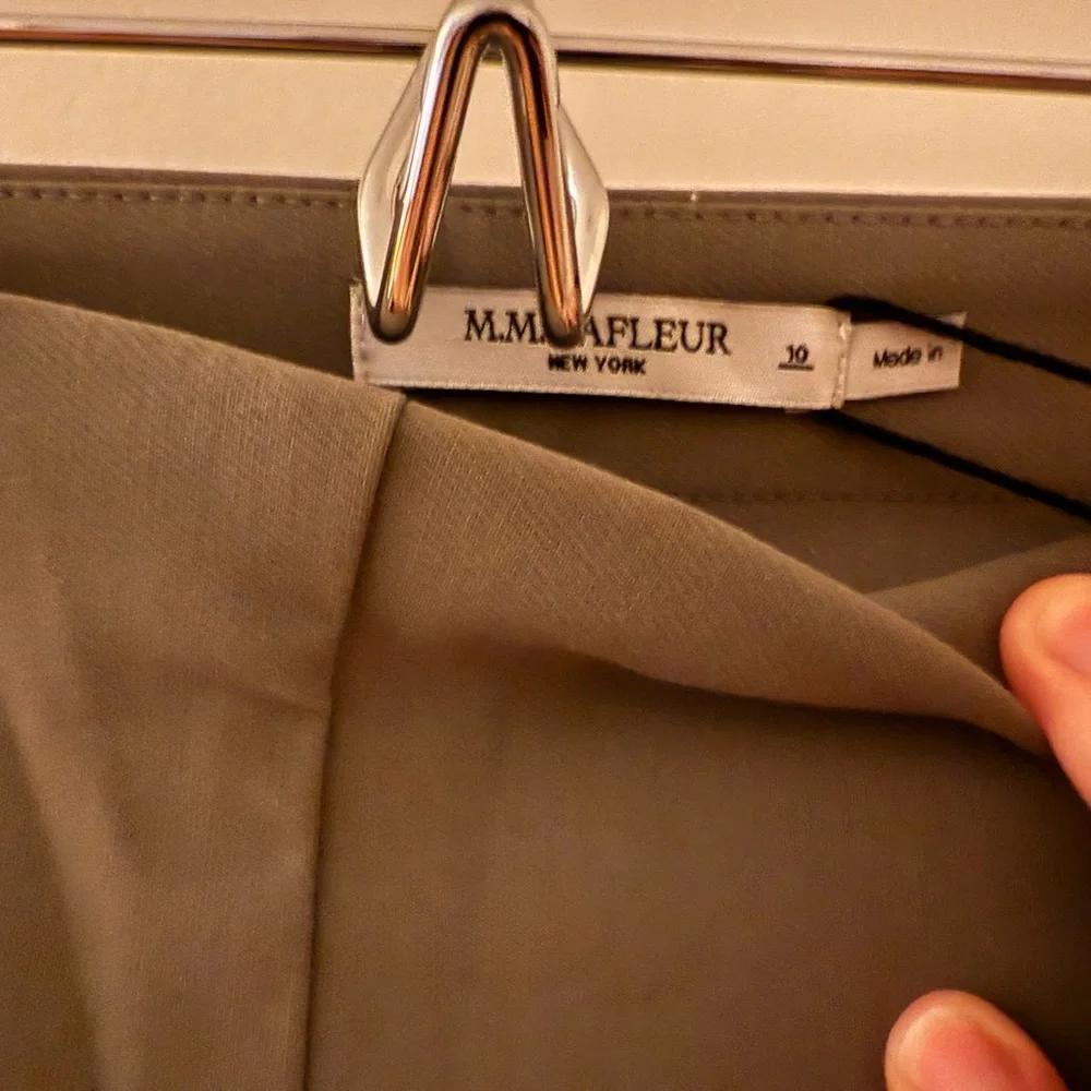 MM Lafleur NWT women’s Kairi 1.0 Everstretch Thyme pants - Picture 4 of 6